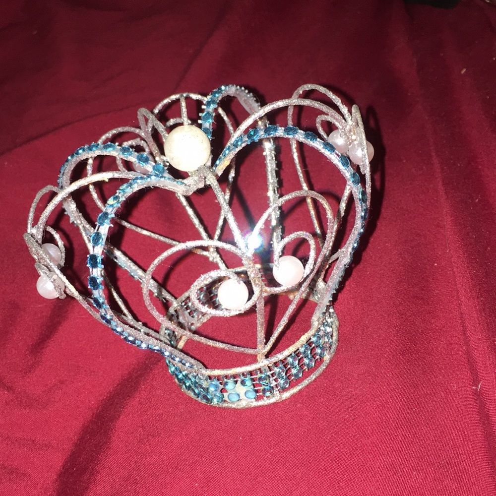 tiara decor